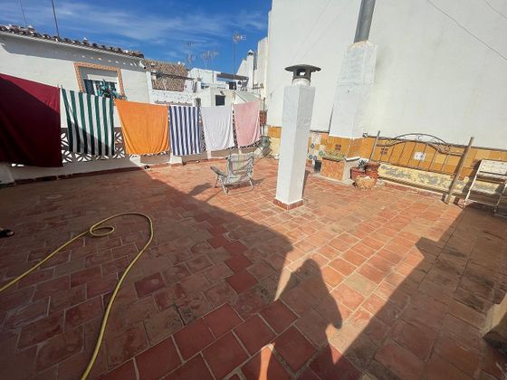 Foto 2 de Casa adossada en venda a Casco Antiguo de 3 habitacions amb terrassa i balcó