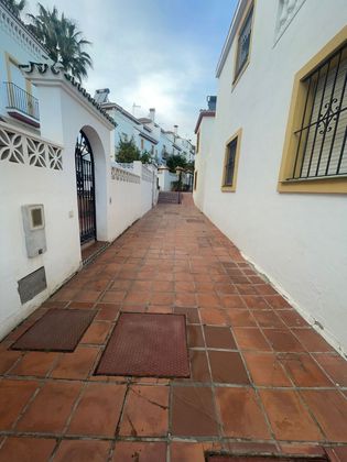 Foto 2 de Casa en lloguer a Las Cancelas - Valdeolletas de 5 habitacions amb terrassa i piscina