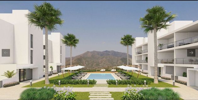 Foto 1 de Pis en venda a Alhaurín el Grande de 2 habitacions amb terrassa i piscina