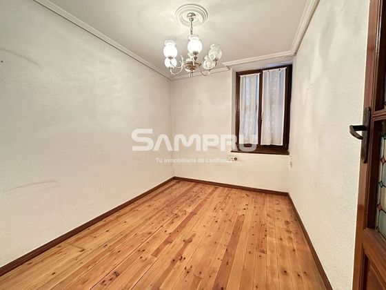 Foto 2 de Venta de piso en Eskoriatza de 3 habitaciones y 76 m²