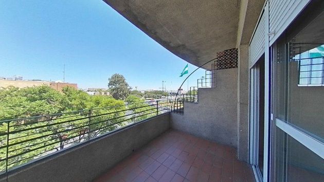 Foto 2 de Venta de piso en avenida De Andalucía de 2 habitaciones con terraza y balcón