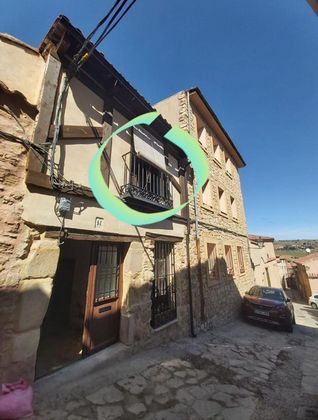 Foto 1 de Pis en venda a Sigüenza de 6 habitacions amb terrassa i balcó