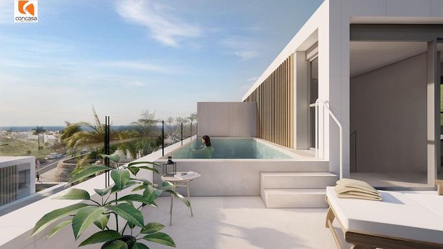 Foto 2 de Venta de casa en Estepona Oeste - Valle Romano - Bahía Dorada de 4 habitaciones con terraza y piscina