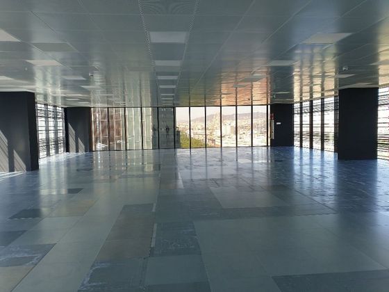 Foto 2 de Alquiler de oficina en El Poblenou con terraza y ascensor