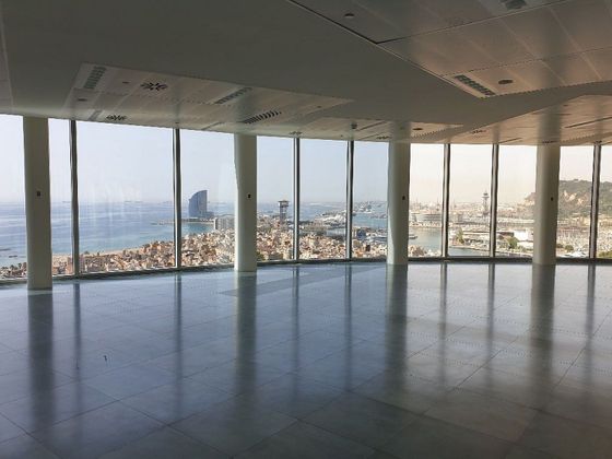 Foto 1 de Alquiler de oficina en La Barceloneta con ascensor