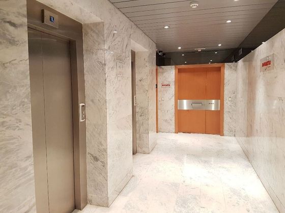 Foto 2 de Oficina en alquiler en La Bordeta con ascensor