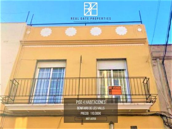 Foto 1 de Piso en venta en Benifairó de les Valls de 4 habitaciones con terraza y balcón