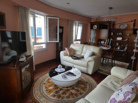 Foto 2 de Pis en venda a Eibar de 3 habitacions amb balcó