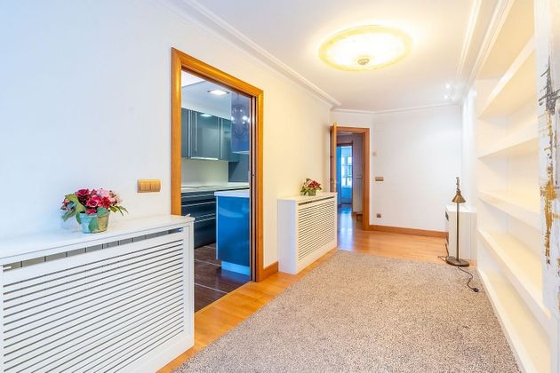 Foto 2 de Pis en venda a Eibar de 4 habitacions amb terrassa i ascensor