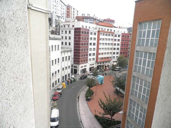 Foto 1 de Pis en venda a Eibar de 4 habitacions amb ascensor