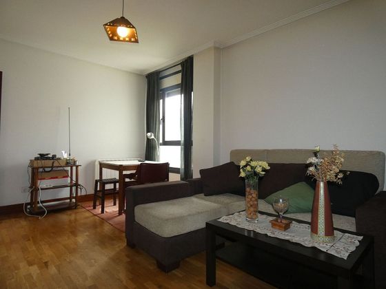 Foto 2 de Pis en venda a Eibar de 3 habitacions amb garatge i calefacció