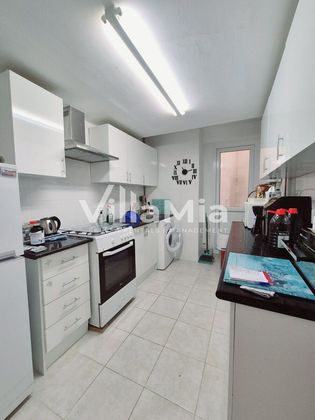 Foto 2 de Venta de piso en Arenal de 2 habitaciones con terraza y aire acondicionado