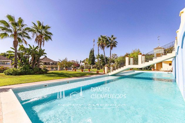 Foto 1 de Casa adossada en lloguer a Lomas de Marbella Club - Puente Romano de 4 habitacions amb terrassa i piscina