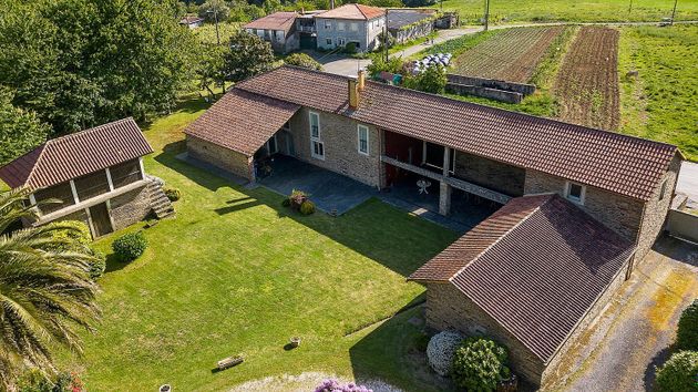 Foto 1 de Casa rural en venda a Touro de 7 habitacions amb terrassa i garatge