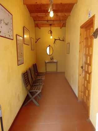 Foto 1 de Casa en venda a Cervantes de 9 habitacions amb terrassa i garatge