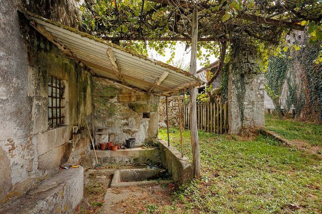 Foto 2 de Casa en venta en Sarria de 10 habitaciones con terraza y jardín