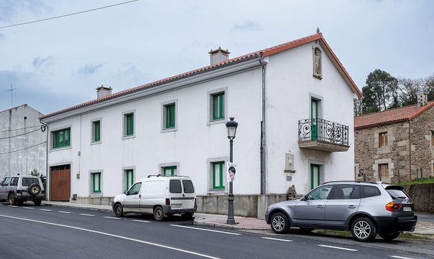 Foto 1 de Casa rural en venta en Sobrado de 7 habitaciones con terraza y balcón