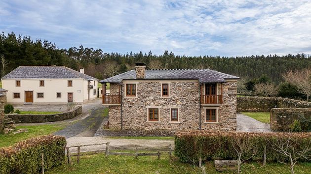 Foto 2 de Casa en venda a Mañón de 3 habitacions amb terrassa i garatge