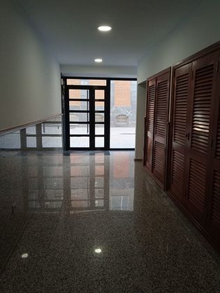 Foto 2 de Piso en venta en San Juan de 2 habitaciones con garaje y ascensor