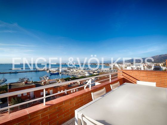 Foto 1 de Dúplex en venda a Port Esportiu - Puig Rom - Canyelles de 3 habitacions amb terrassa i garatge