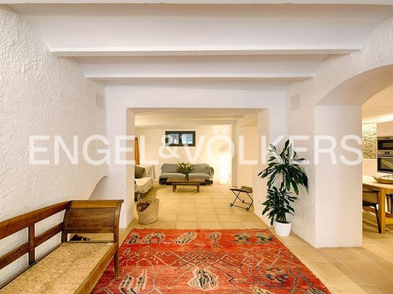 Foto 2 de Casa en venda a calle Figueres de 3 habitacions amb terrassa i balcó