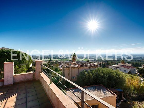 Foto 1 de Xalet en venda a Palau-Saverdera de 3 habitacions amb terrassa i piscina