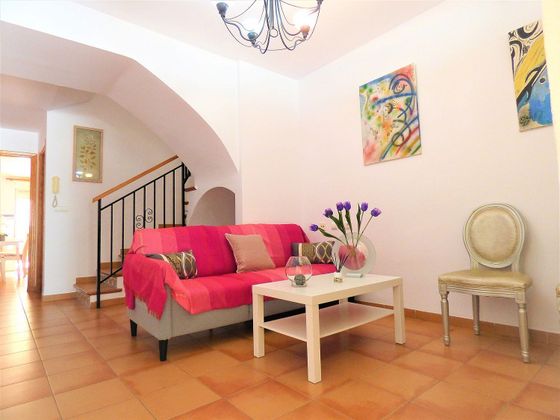 Foto 1 de Casa en venda a calle Andalusia de 4 habitacions amb terrassa i garatge