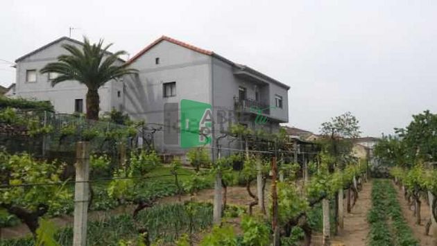 Foto 1 de Venta de chalet en Mariñamansa de 4 habitaciones con garaje y jardín