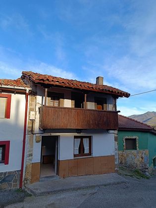 Foto 1 de Venta de casa rural en calle Lugar la Romia Riba de 4 habitaciones con balcón y calefacción