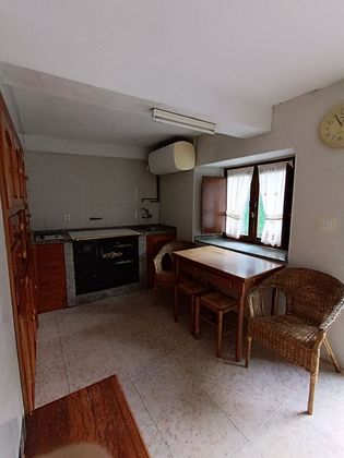 Foto 2 de Casa rural en venda a calle Lugar la Romia Riba de 4 habitacions amb balcó i calefacció