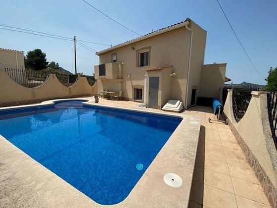 Foto 1 de Casa en venda a Hondón de los Frailes de 4 habitacions amb terrassa i piscina