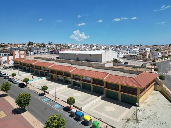 Foto 1 de Alquiler de local en calle Francisco de Quevedo con terraza y aire acondicionado