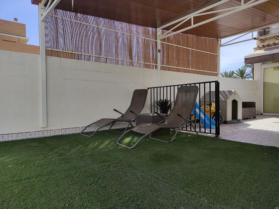 Foto 2 de Casa en venda a San Pedro del Pinatar de 4 habitacions amb terrassa i piscina