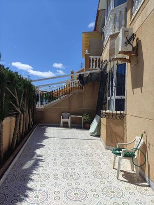 Foto 2 de Casa en venda a Los Cuarteros de 3 habitacions amb terrassa i jardí