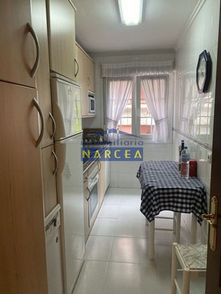 Foto 2 de Piso en venta en Cangas del Narcea de 2 habitaciones con garaje y calefacción