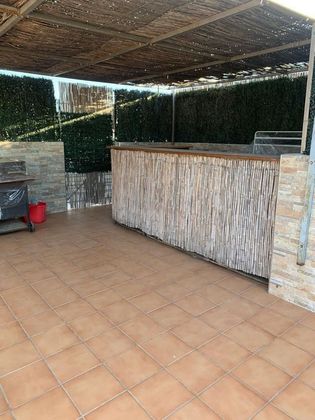 Foto 1 de Pis en venda a V Centenario-Piletas-Capuchinos de 3 habitacions amb terrassa i garatge