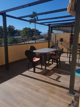 Foto 1 de Venta de casa en Cártama de 4 habitaciones con terraza y piscina