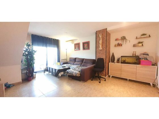 Foto 1 de Dúplex en venta en Sant Vicenç de Castellet de 3 habitaciones con terraza y garaje