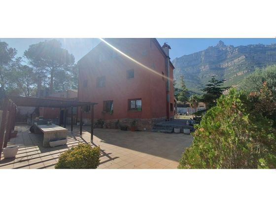 Foto 1 de Casa en venda a Monistrol de Montserrat de 6 habitacions amb terrassa i jardí