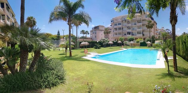 Foto 1 de Àtic en venda a Playamar de 4 habitacions amb terrassa i piscina