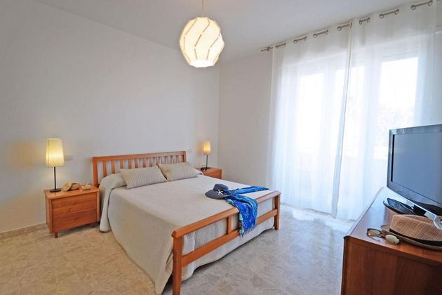 Foto 1 de Alquiler de piso en Cerrado Calderón - El Morlaco de 1 habitación con muebles y aire acondicionado