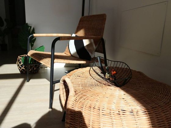 Foto 2 de Alquiler de estudio en calle Cruz del Molinillo con muebles y aire acondicionado