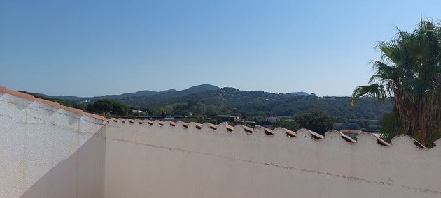 Foto 2 de Dúplex en venda a Sant Pere de 4 habitacions amb terrassa i balcó