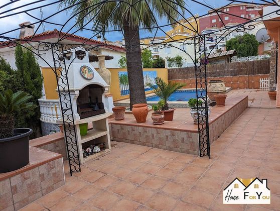 Foto 1 de Xalet en venda a Los Urrutias de 3 habitacions amb terrassa i piscina