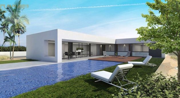 Foto 1 de Xalet en venda a Jumilla de 4 habitacions amb terrassa i piscina