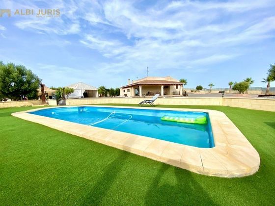 Foto 1 de Xalet en venda a Altabix de 4 habitacions amb terrassa i piscina