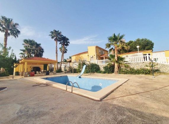 Foto 2 de Casa rural en venta en Casco Antiguo - Santa Cruz de 6 habitaciones con terraza y piscina