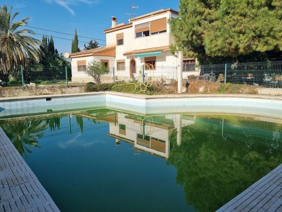 Foto 1 de Casa rural en venda a Centro - Mutxamel/Muchamiel de 5 habitacions amb terrassa i piscina