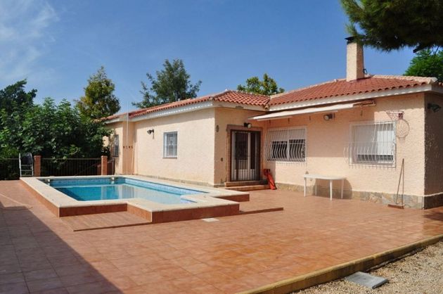 Foto 1 de Chalet en venta en Alcalde Felipe Mallol de 4 habitaciones con terraza y piscina
