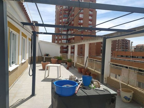 Foto 2 de Venta de ático en Carretas - Huerta de Marzo - La Pajarita de 5 habitaciones con terraza y garaje
